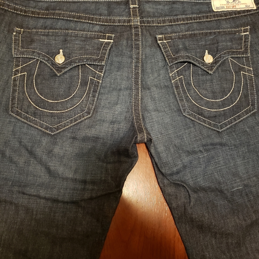 True Religion shorts sz44